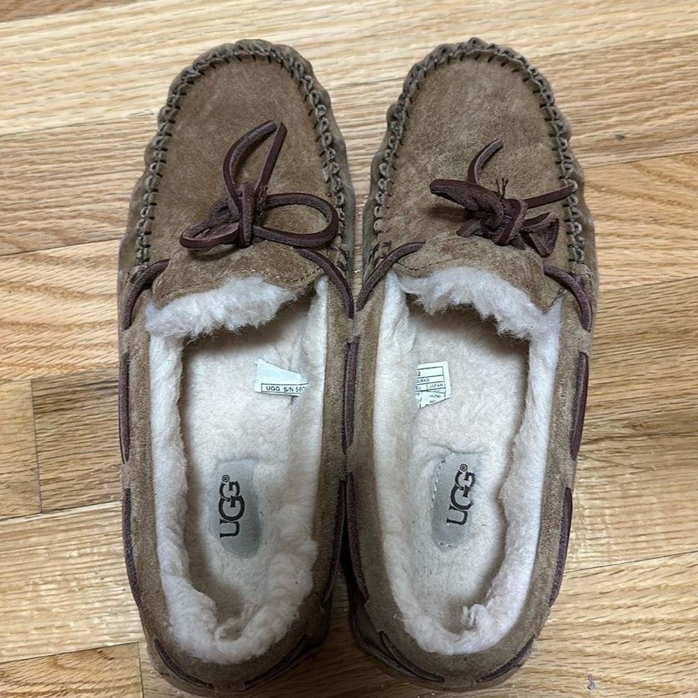 Ugg Moccasin Slipper